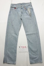 Levis 501 con schizzi di