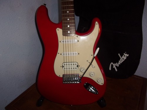 Squier stratocaster standard - stratocaster,