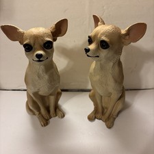 Statua cane cucciolo chihuahua