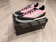 Nuove scarpe da calcio Adidas