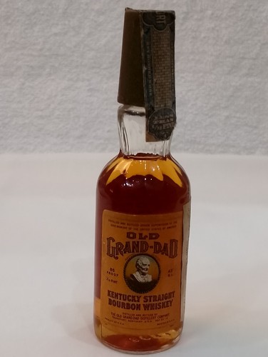 Old grand dad kentucky - old,