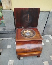 Mobile toilet vittoriano epoca