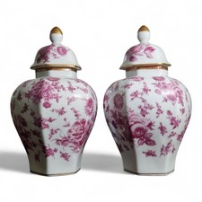 Coppia di vasi Capodimonte in