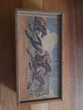 Giocattolo Delle Corse Con Scatola In Legno Da Museo Vintage