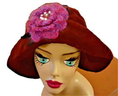 Cappello cloche velluto