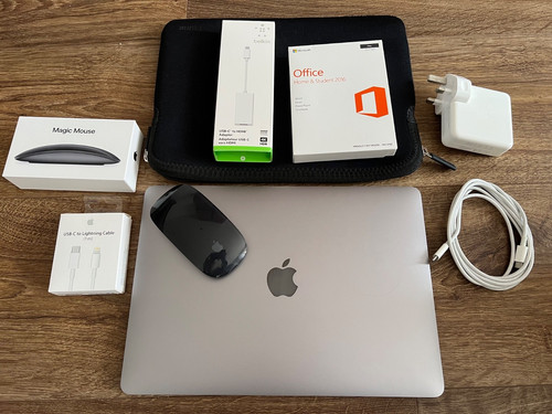 Macbook pro 2017 - 13", i5