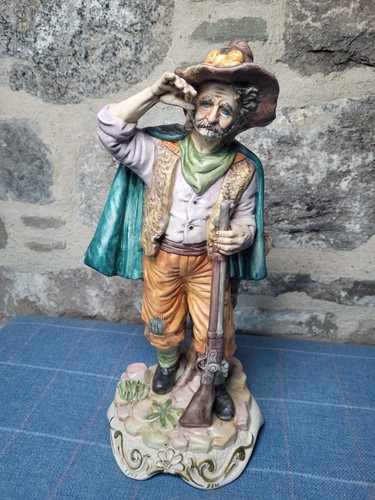 Statuina vintage cacciatore - statuina,