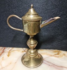 Antica lampada-petrolieraa