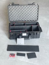 Pelican 1535 Air Carry-On Case, nera con 2-ruote