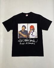 t shirt T-shirt Supreme Six Mafia Famila size S nera con stampa frontale usata