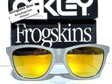 NUOVI occhiali da sole Oakley