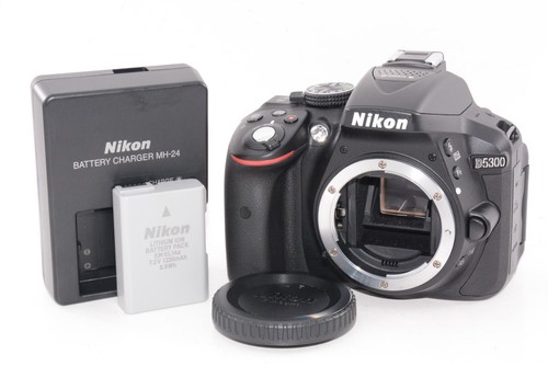 Ecc 636 scatti nikon - +, scatti]