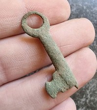 Medieval casket key - medieval,