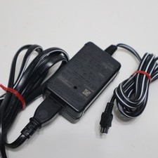 Genuine Sony HandyCam AC-L200C