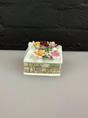 Vintage royal albert - albert, old