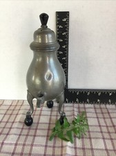 Samovar (urna) in peltro CK