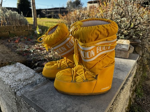 Moon boot vintage gialli - 39-41,