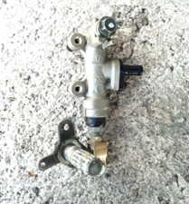 POMPA FRENO POSTERIORE SUZUKI GSX F 600 2003 ULTIMO PEZZO