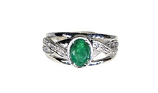 Anello In Oro Bianco 18Kt Con Smeraldo E Diamanti - Pietre naturali