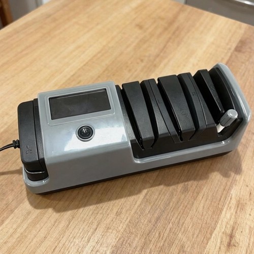 Affilatore elettrico per