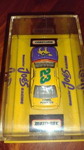 Matchbox smokin - matchbox, 1:64