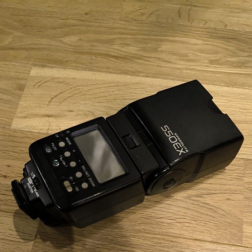 Canon speedlite 550ex - speedlite,