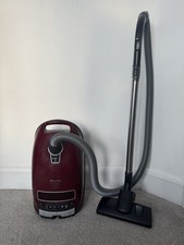 Aspirapolvere Miele Completo