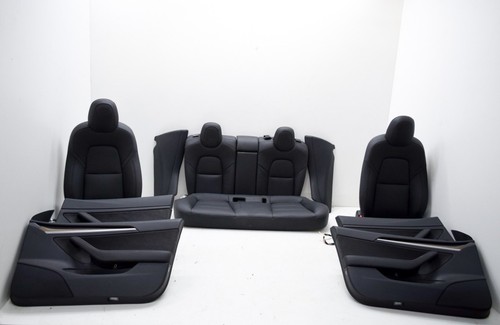 Tesla model sedili interni - model,
