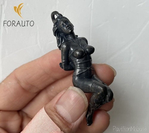 Nuova statua ragazza ottone