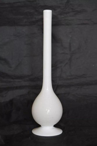 Vase opaline blanche - , pied