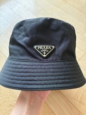 PRADA DONNA NYLON BUCKET HAT