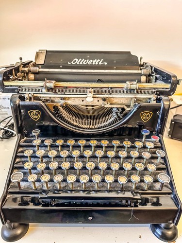 Macchina scrivere olivetti - scrivere,