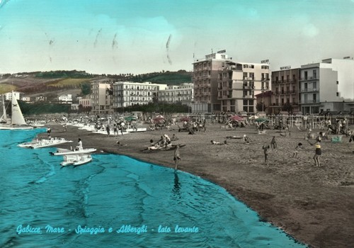 Cartolina italia 1960 pesaro - cartolina,