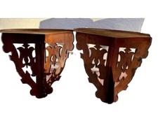 Coppia di mensole angolari da parete vintage in legno (usate con piccoli orologi)