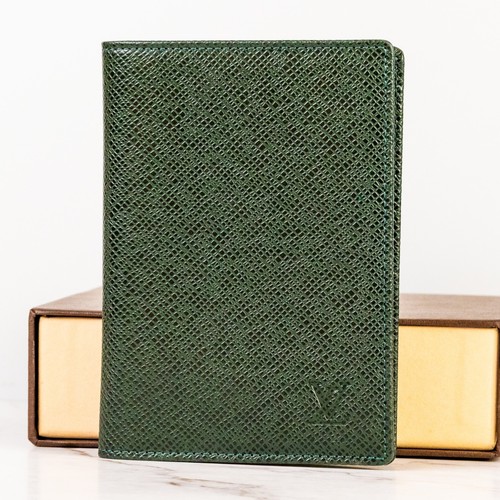 Louis vuitton taiga - louis,