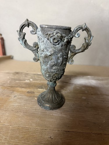 Vaso urna vintage - in, bronzo