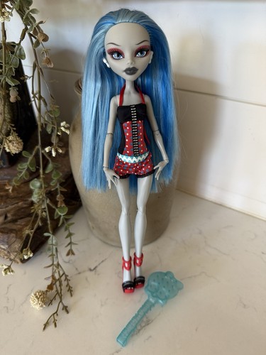 Monster high gloom - high,