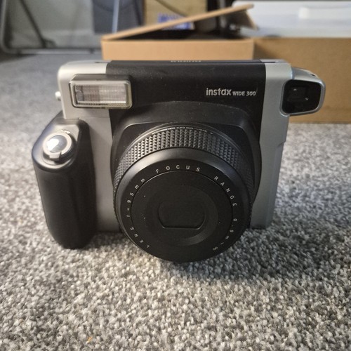 Fujifilm instax wide - fujifilm,