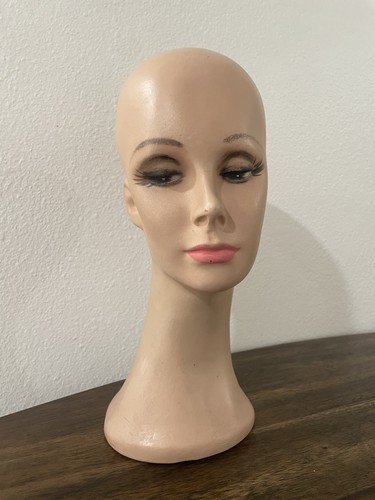 Cappello parrucca testa