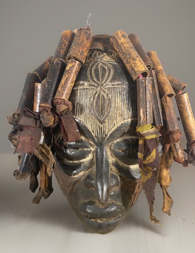 Authentic african art wood - african,