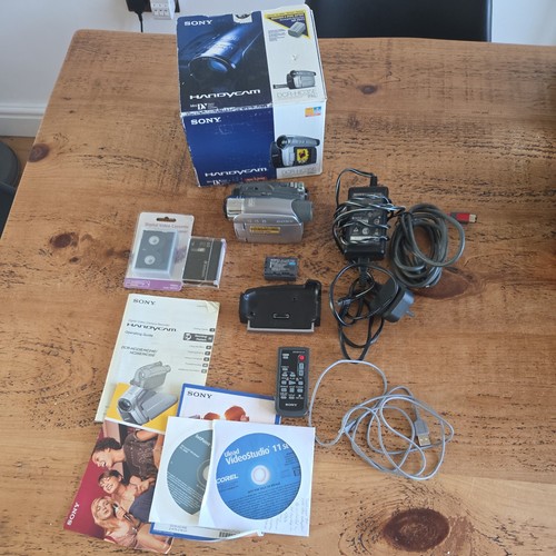 Videocamera sony dcr hc35e pal - videocamera,