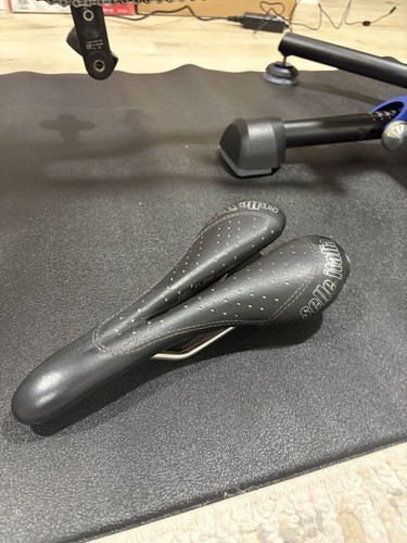 Selle italia sport - gel, flow