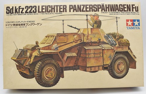 Modellino model kit montaggio