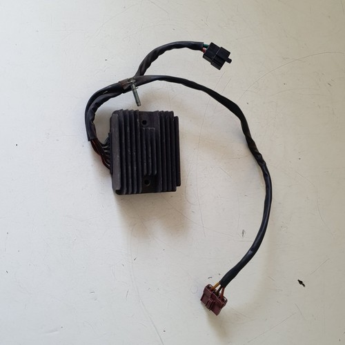 Regolatore tensione piaggio - regolatore,