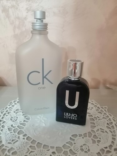 Coppia bottiglie profumo - bottiglie,