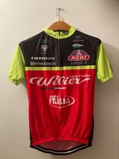 Completo ciclismo wilier triestina