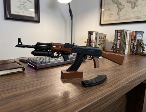 Display desktop miniatura ak47 - display,
