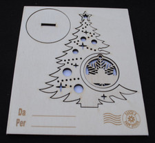 Cartolina auguri in legno .  Albero di natale. Pallina personalizzabile. Legno