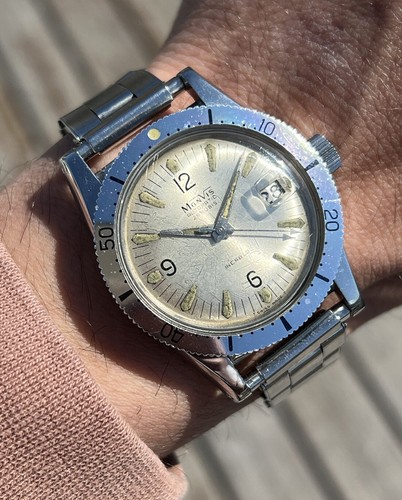 Monvis diver calypsomatic