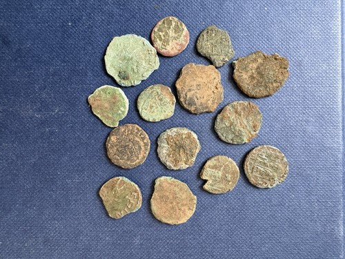Collezione monete romane non - monete,